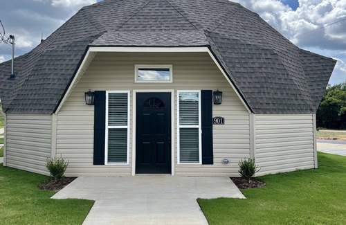 Tuscaloosa House | Phoenix Cottages (900)