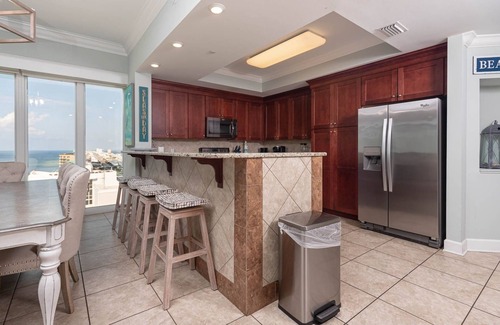 Gulf Shores Condo | Phoenix Gulf Shores 2001 4 Bedroom Condo