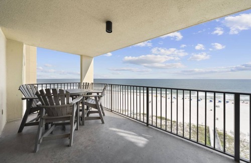 Orange Beach Condo | Phoenix IV 4073 Phoenix IV 4073 | A Stunning Beachfront Condo