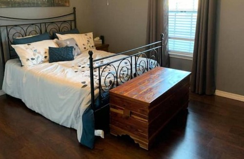Ono Island House | Phoenix Landing - Entire Residential Home