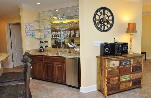 Orange Beach Condo | Phoenix West II by Brett/Robinson Vacations