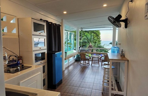 Wichit Villa | Phuket Beachfront Retreat - Manta Seaview Suite