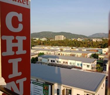 Talat Nuea Hotel | Phuket Chinoinn-SHAPlus Certified