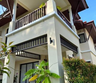 Choeng Thale Villa | Phuket Laguna Poolside 2-Bedrooms Private Family Villa 403m2