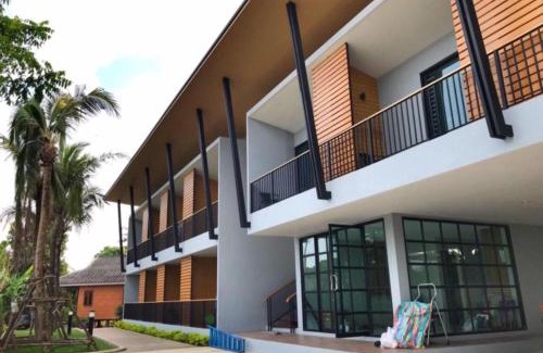 Thep Kasattri Hotel | Phumi Resort