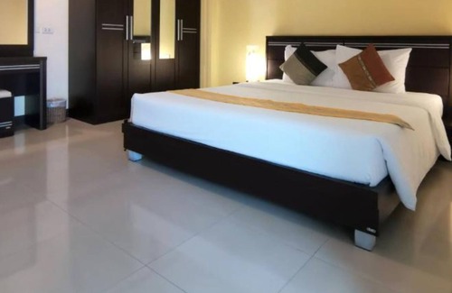 Talat Nuea Hotel | Phupara Place