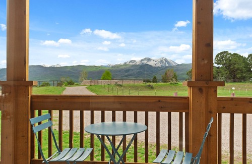 Carbondale House | Piñon Hollow | Retreat w/Hot Tub & Mtn Views