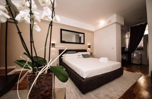 Rione IV Campo Marzio Apartment | Piazza di spagna 32 Fellini Design Suites