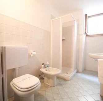 Parma City Centre Apartment | [Piazza Garibaldi] free Wi-fi and Netflix