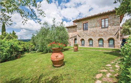Castellina in Chianti Apartment | Piazzale 2