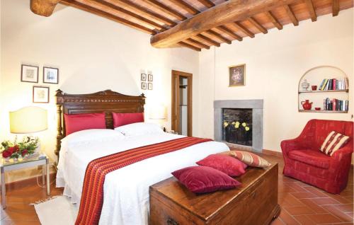 Castellina in Chianti Apartment | Piazzale 2