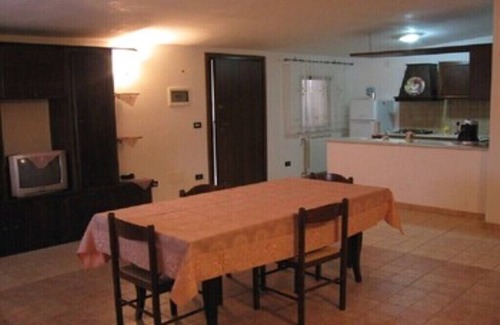 Oria Apartment | Piccolo 1 apartment in complex with ample parking 15min from the sea
