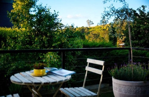 Hepburn House | Piccolo Cosy Cottage - close to Daylesford and Hepburn. Pet friendly.