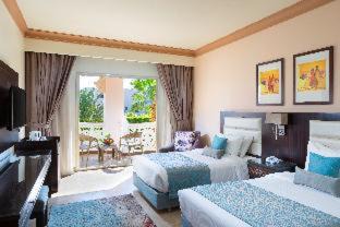Village Road Resort | Pickalbatros Palace - Aqua Park Hurghada
