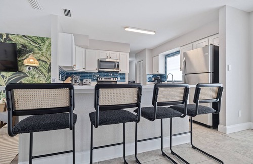 Town N County Park House | Pickleball Paradise - Heated Pool-Hot Tub-Game Room