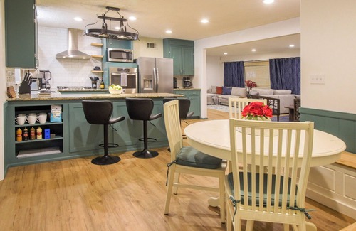 Savannah House | Pickleball + Pool + Game Room