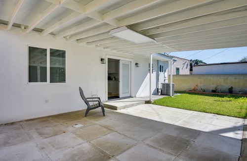 El Rancho Cottage | Pico Rivera Home w/Patio ~ 20 Mi to Disney!