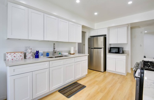 El Rancho House | Pico Rivera Home w/Patio ~ 20 Mi to Disney!