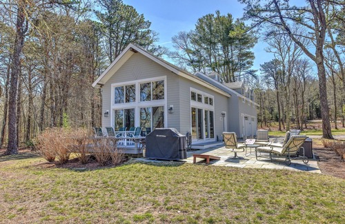 Cataumet Cottage | Picture perfect guest cottage offers privacy, sea breezes and views