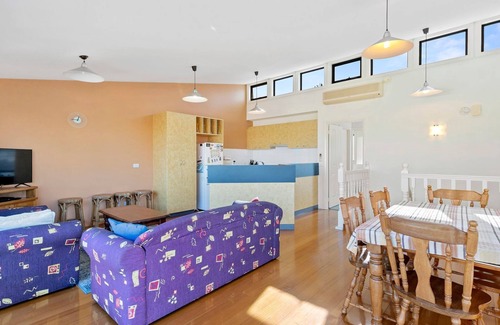 Inverloch House | Picture Perfect on Pier