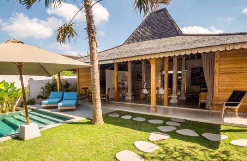 Kerobokan Villa | Picture This