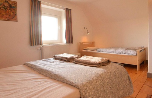 Heppenbach Apartment | Picturesque Apartment in Heppenbach with Terrace