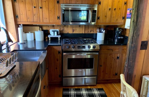 Lake Township Cottage | Picturesque cottage 1 min walking distance to gorgeous Crystal Lake!