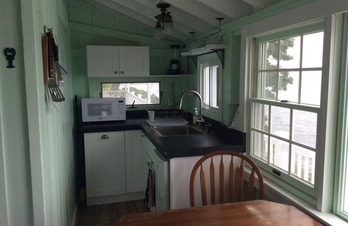 Mid-Coast and Islands Cottage | Picturesque Victorian Cottage on Merriconeag Sound