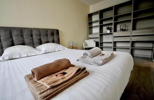 Oullins Apartment | Pied-à-terre - Apartment 75m2 - free parking