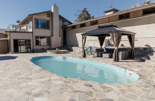 Kernville House | Piedras Hermosas Retro Retreat near Kern River