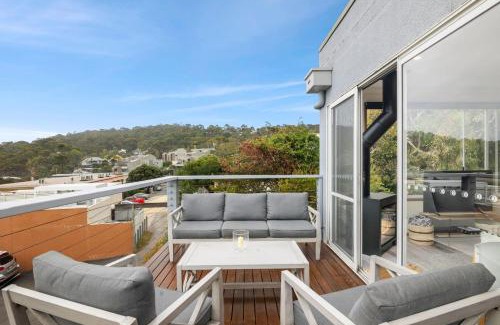 Lorne House | Pier Vista