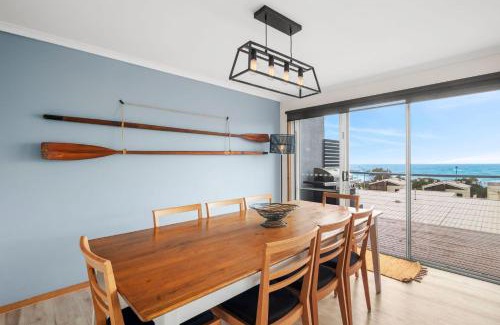 Lorne House | Pier Vista
