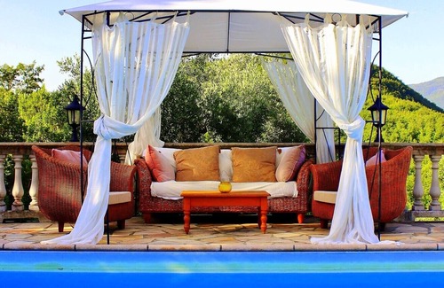 Caprese Michelangelo Resort | Piero Della Francesca , Tuscany for adults only.