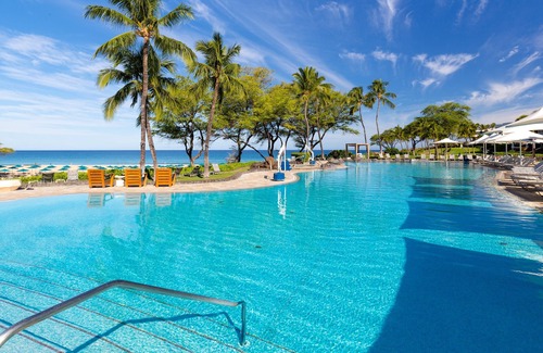 Kamuela Condo | ❤️PiH❤️ Hapuna Sunsets ★ Beachfront ★ Steps From Ocean ★ A33