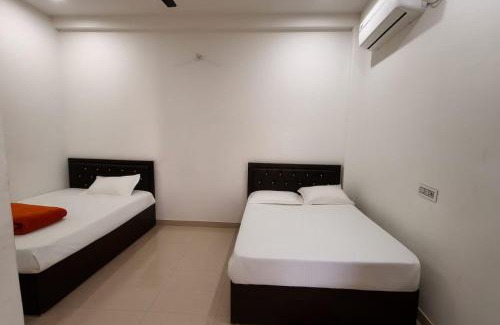 Varanasi House | Pihu Paying Guest House