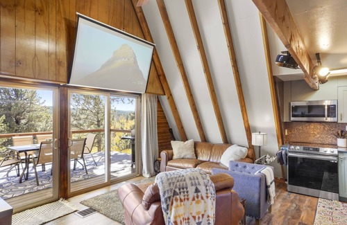 Florissant House | Pikes Peak A-Frame Retreat w/Hot Tub & stunning mountain views. Pets welcome!