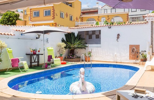 Teror Cottage | Pilar's Canarian house with pool in Teror