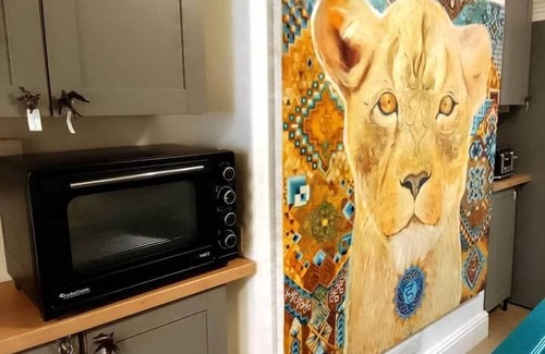 Glastonbury House | Pilgrims of the Goddess - Room 4
