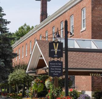 Historic Old Town Hotel | Pillar and Post Inn & Spa