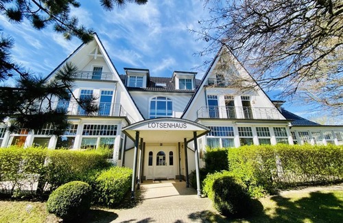 Hohe Dune Apartment | Pilot house, southern view - a dream