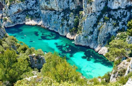 Cassis House | Pinède, calanques & jeux en famille pour 1 à 5 personnes