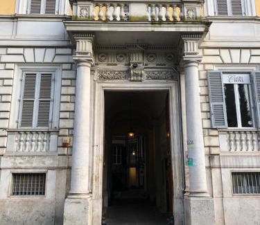 Rione XVI Ludovisi Apartment | Pinciana C23