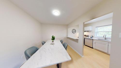 Newark Apartment | Pine Brook 1322 I Pool Gym I Free Parking !