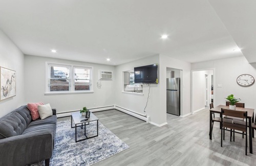 Newark Apartment | Pine Brook 416 I Corporate 1.5Br Apartment ! Pool