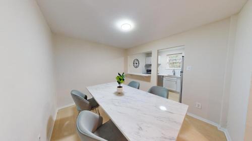 Newark Apartment | Pine Brook 804 I Pool Gym I Free Parking !