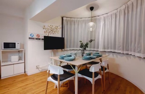 Naniwa Apartment | Pine Brook Apartments 306