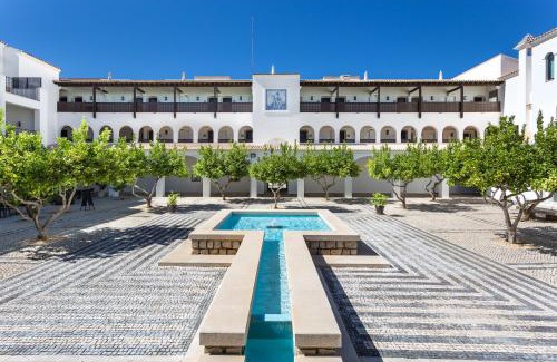 Olhos D'Agua Hotel | Pine Cliffs Gardens