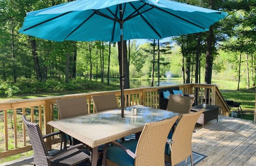 Wellston House | Pine Creek Cove 3 Bed 2 Bath Secluded, pond/creek! WiFi & Sat. Near Trails