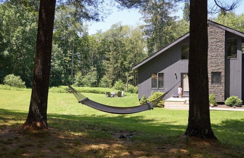 Delancey Cabin | Pine Crest Creek | The Ultimate Wellness Retreat.