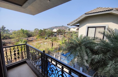 Parshwapuram Villa | Pine Estate By Ebony Stays | 7BHK Private Pool Villa in Lonavala